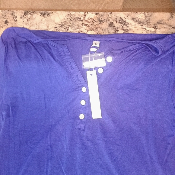 Wneedun Size Small Women's Top New With Tags - Picture 4 of 6